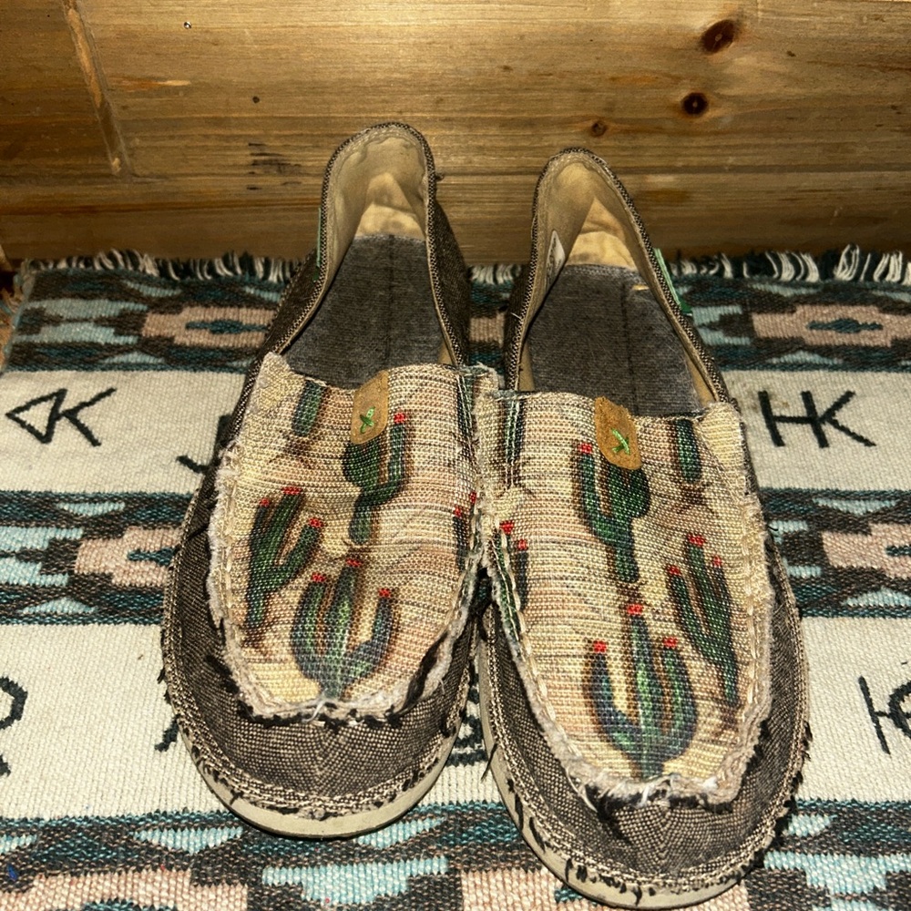 Twisted X Cactus Pattern Loafers - image 1